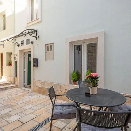 Appartamento D - Beautiful In The Heart Of Spalato