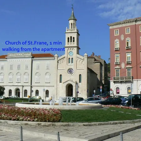 D - Beautiful In The Heart Of * Split