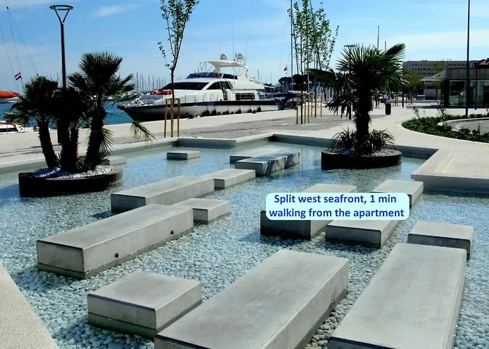 Lägenhet D - Beautiful In The Heart Of