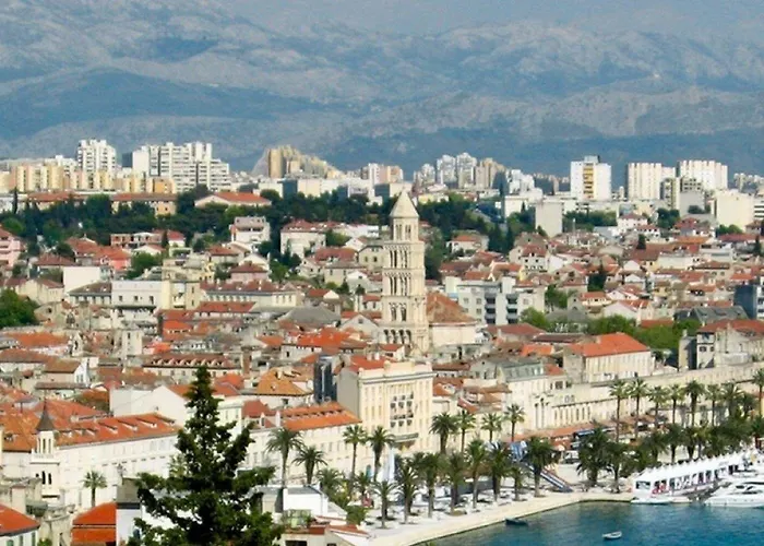 D - Beautiful In The Heart Of * Split