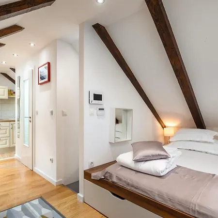 Apartment D - Beautiful In The Heart Of Split